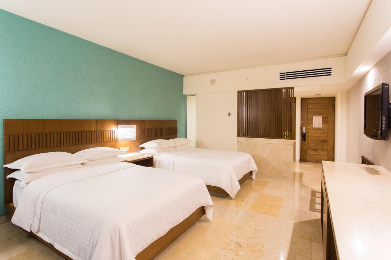 Guest room, 2 Double, Deluxe view, Ocean view, Mid floor
