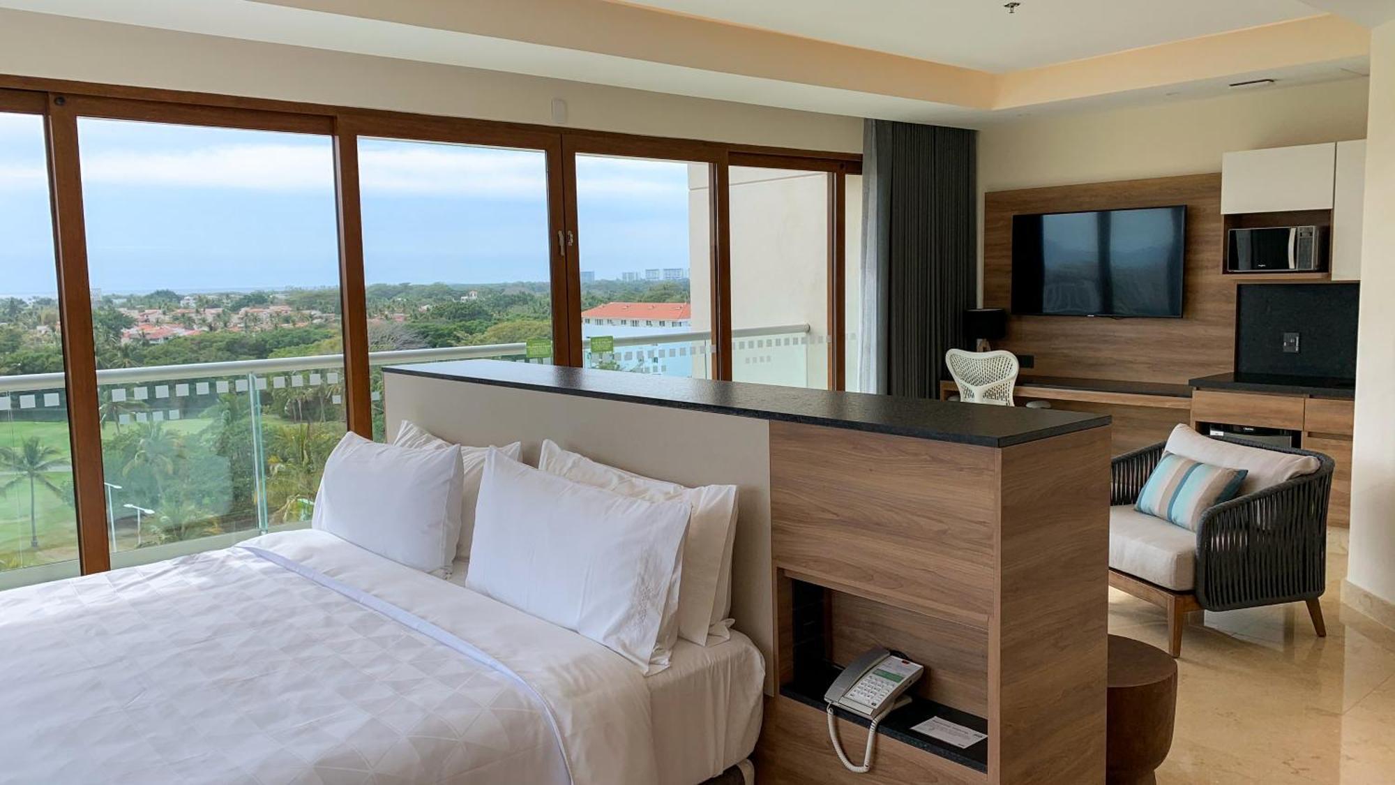 King Suite with Mountain View,1285046827:JPEG