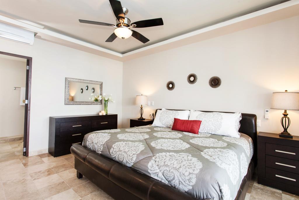 Penthouse Suite