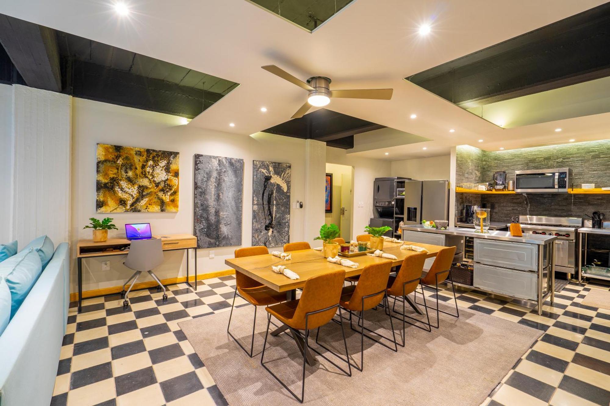 Superior Apartment