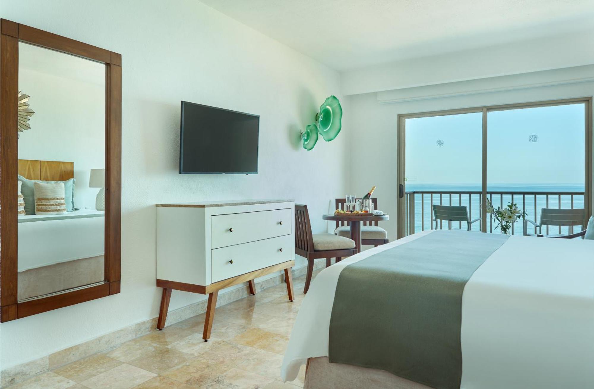 Deluxe Room King