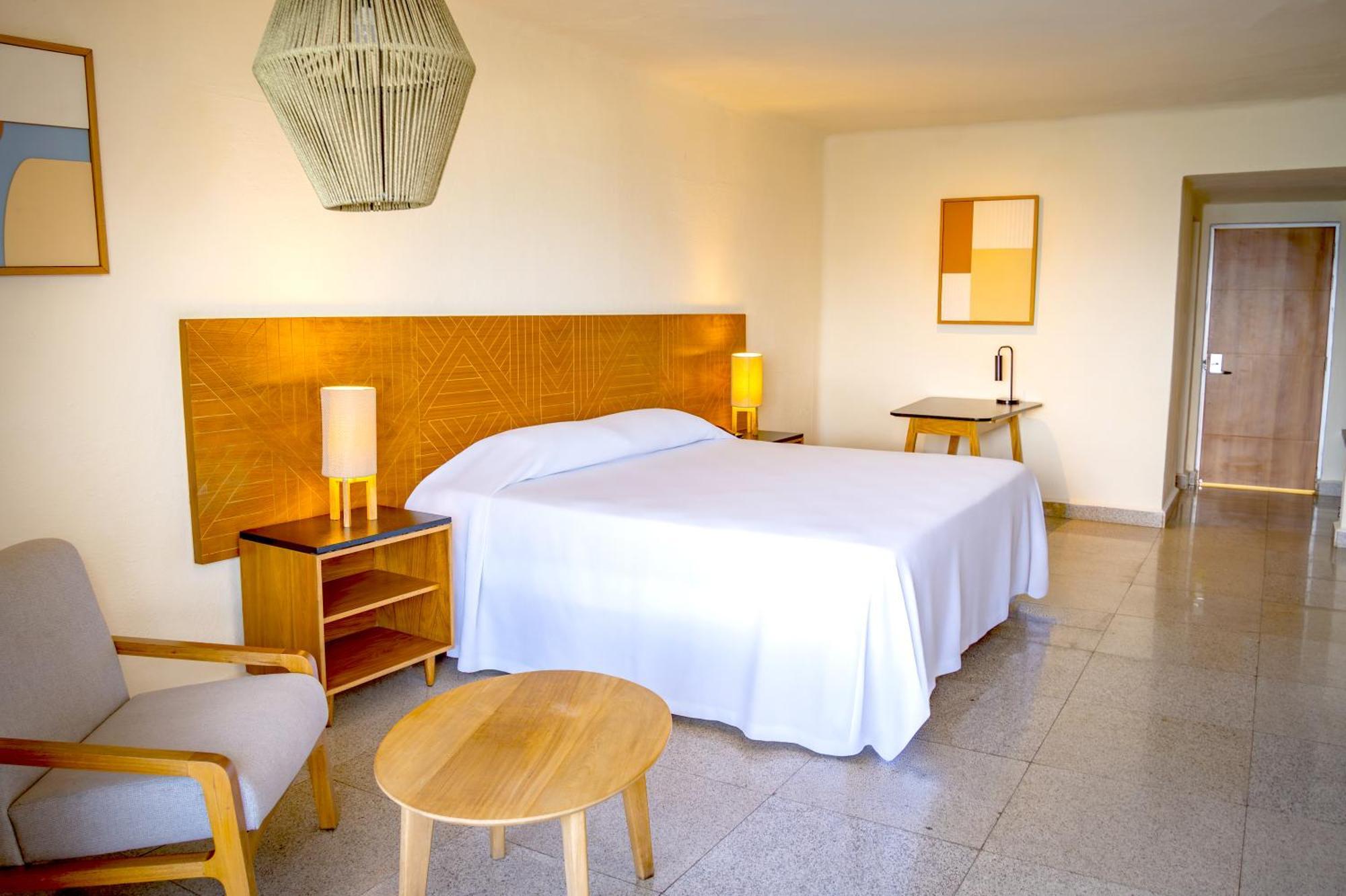 Double or Twin Room Pool View