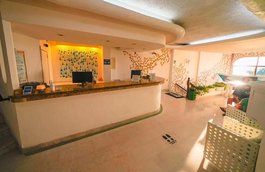 Emperador Vallarta Beachfront Hotel And Suites-1