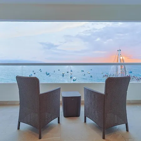 Delfin Beachfront Resort - Downtown Puerto Vallarta Optional All-Inclusive-3