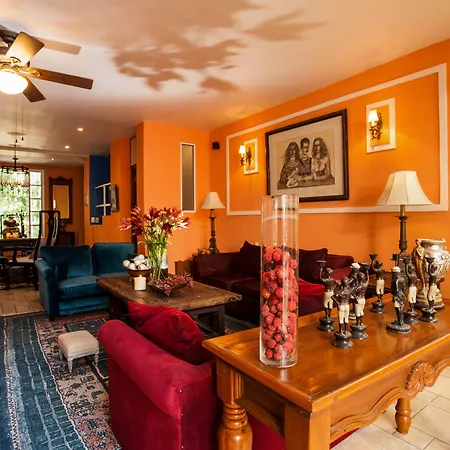 Garlands Del Rio Riverside Boutique Hotel-3