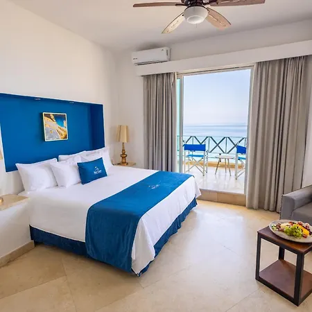 Blue Chairs Beachfront Resort Puerto Vallarta - Adults Only-2