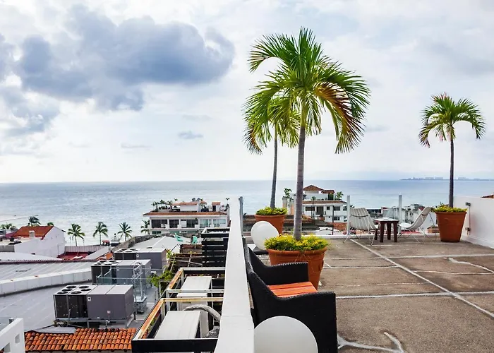 Capital O Hotel 522 Puerto Vallarta