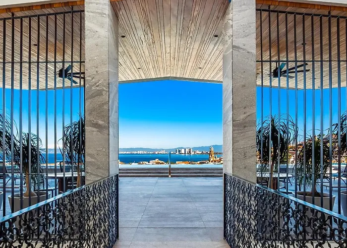 Madero 320 - 310 Hotel Puerto Vallarta