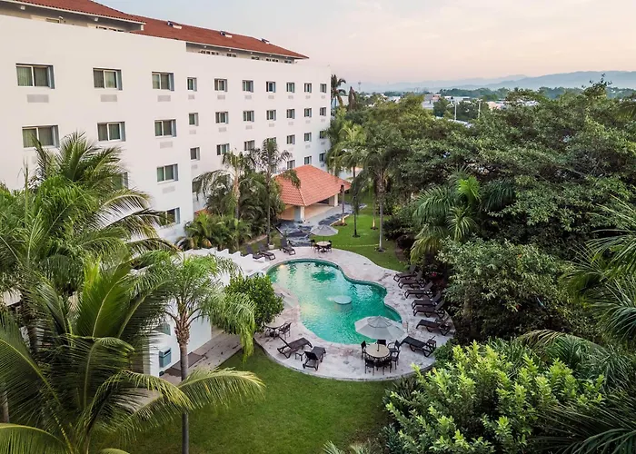 Comfort Inn Puerto Vallarta Golfside & Marina